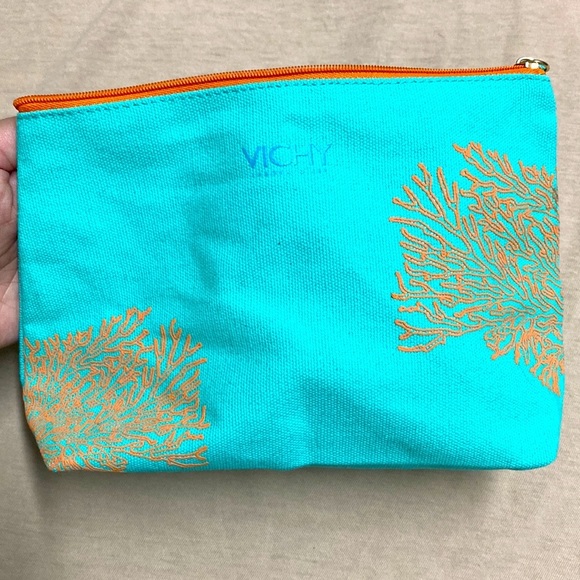 Vichy Laboratories Cosmetics Travel Bag in Green and Orange - Picture 2 of 7